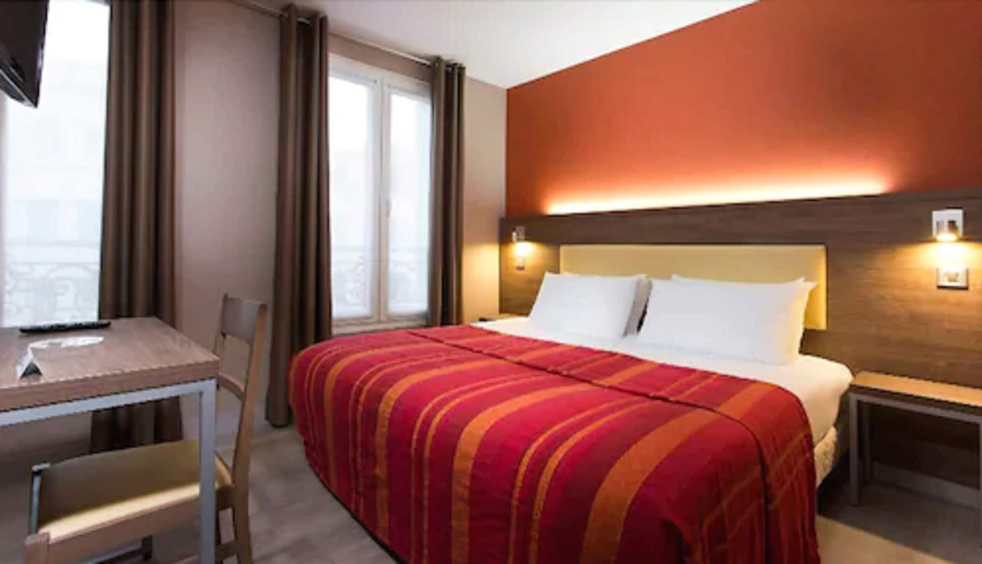 Hotel Des Pavillons Париж Экстерьер фото