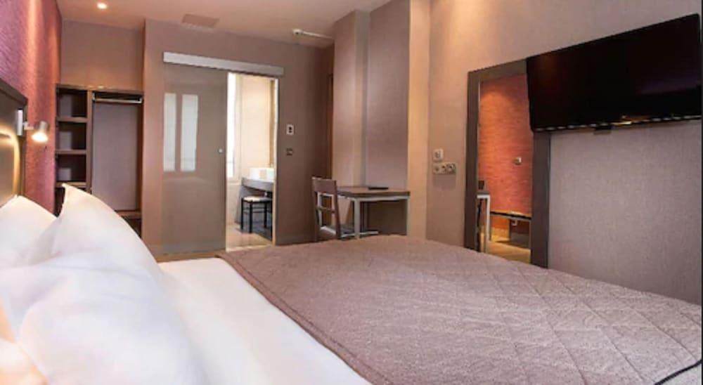Hotel Des Pavillons Париж Экстерьер фото